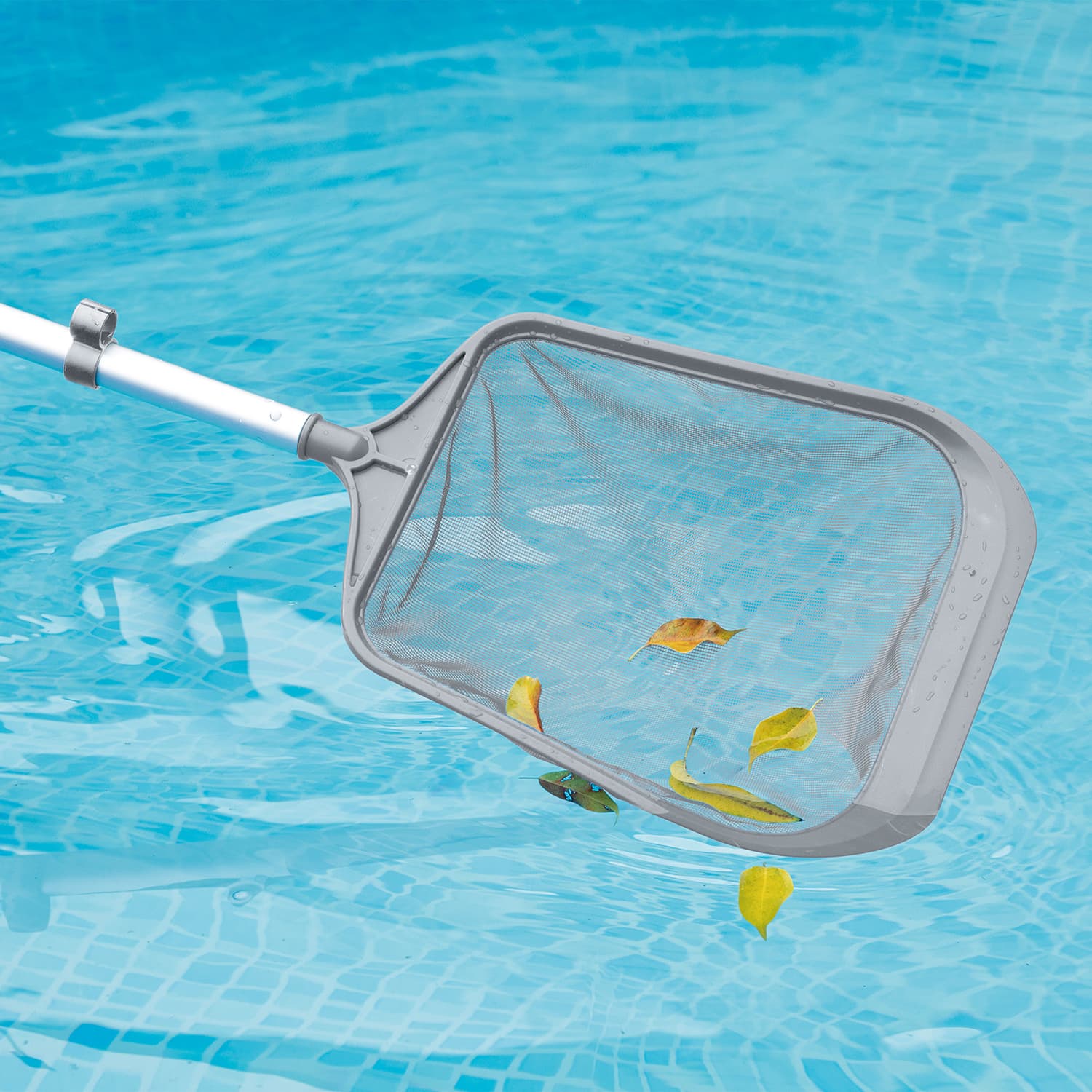 Funsicle Deluxe Maintenance Kit close up skimmer net